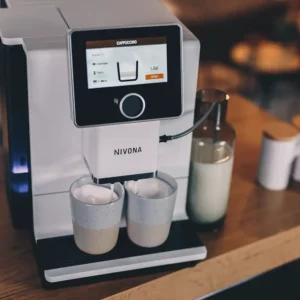 Online Kaufen NIVONA CafeRomatica NICR 965 mit dem Milchcontainer