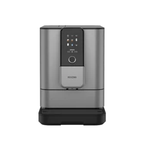 Modern gestalteter NIVONA NIVO 8103 Kaffeevollautomat in Titanfarbe mit elegantem Touchscreen-Bedienfeld und schwarzem Unterbau.